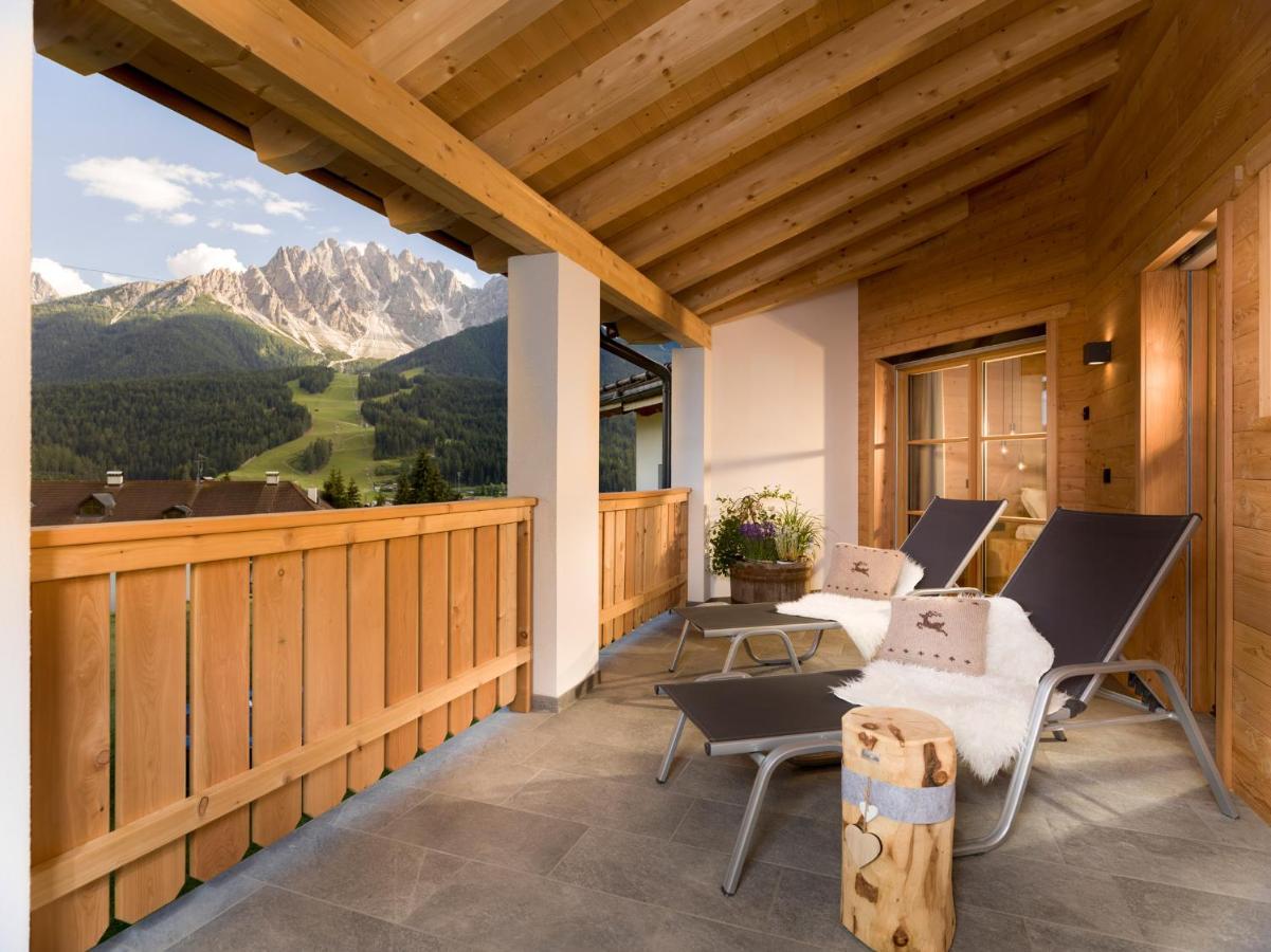 Chalet Novalis Innichen Exteriör bild