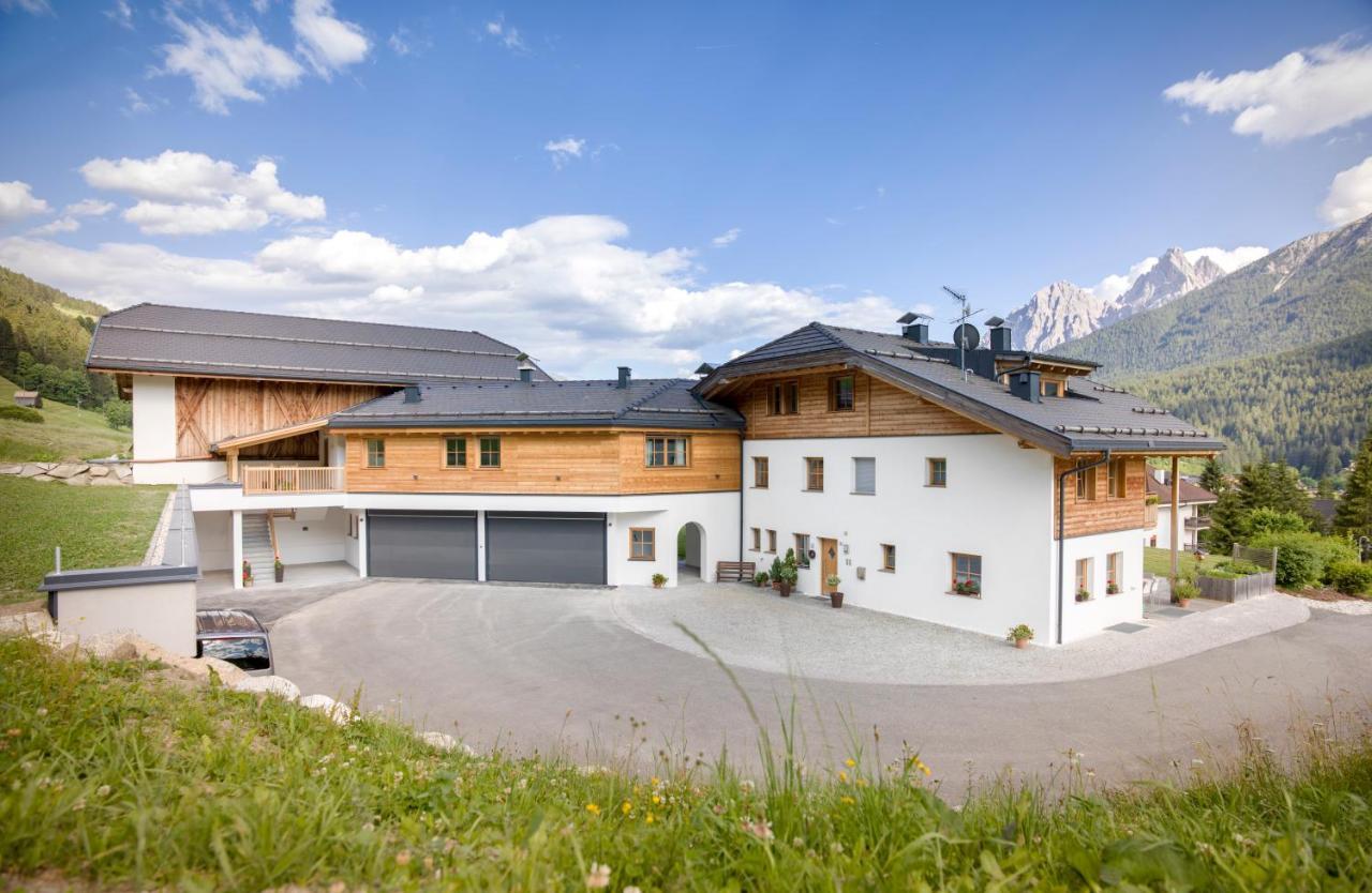 Chalet Novalis Innichen Exteriör bild